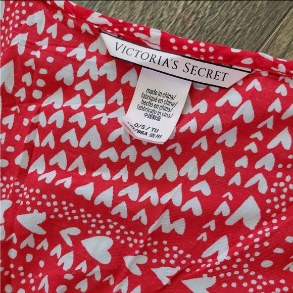 Victoria’s Secret Kimono, one size - Picture 3 of 3